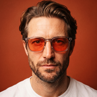 SKU005-OriginDusk-SmokeGrey — model_male (fixed)